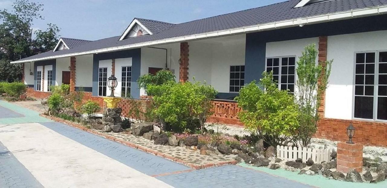 Seri Kenangan Kota Samarahan Exterior foto
