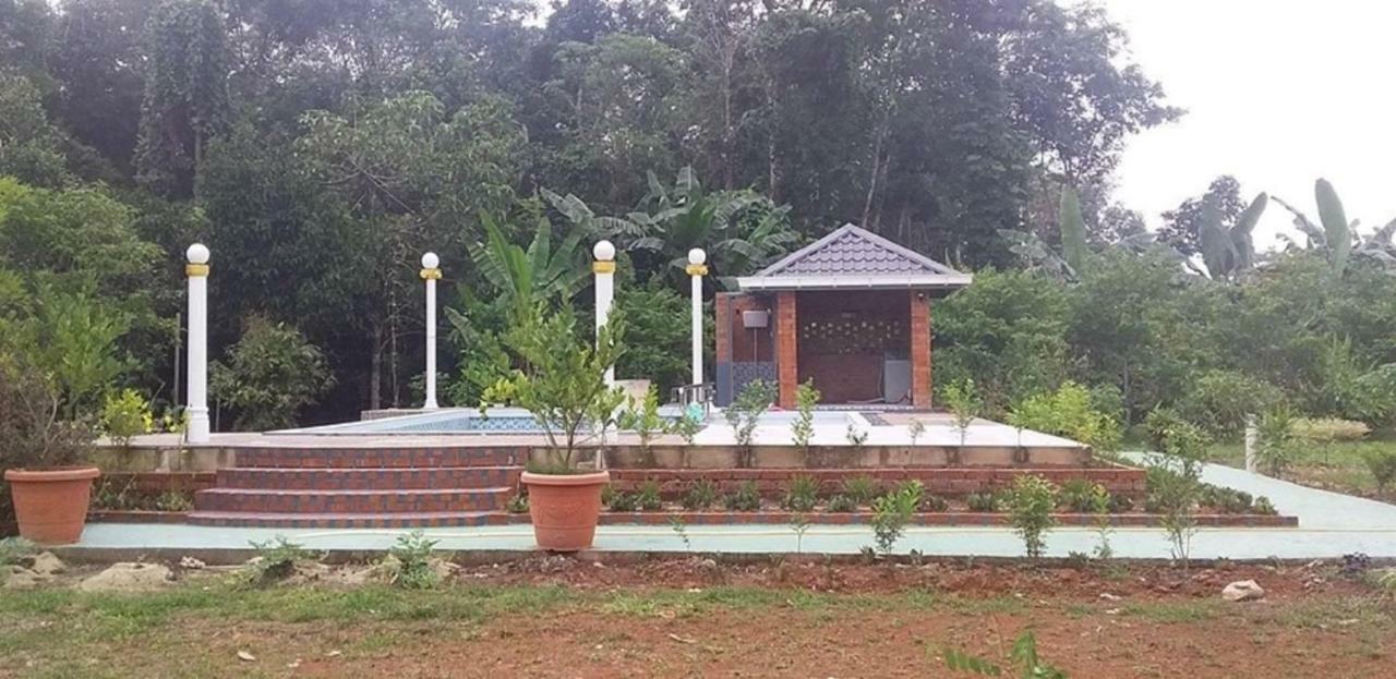 Seri Kenangan Kota Samarahan Exterior foto